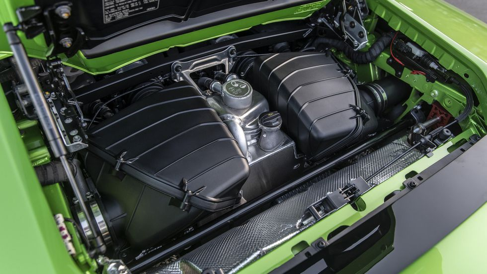 2020 Lamborghini Huracán Evo Spyder Review, Cars Slothtoday, KBB, Insurance cars.