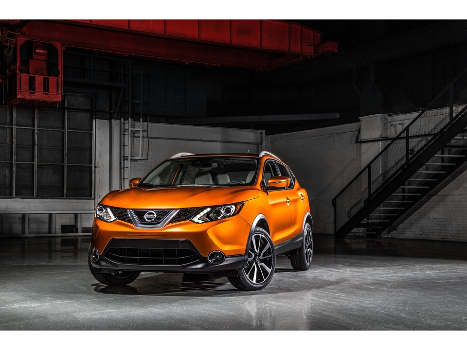 2019 Nissan Rogue Sport Review, cars insurance