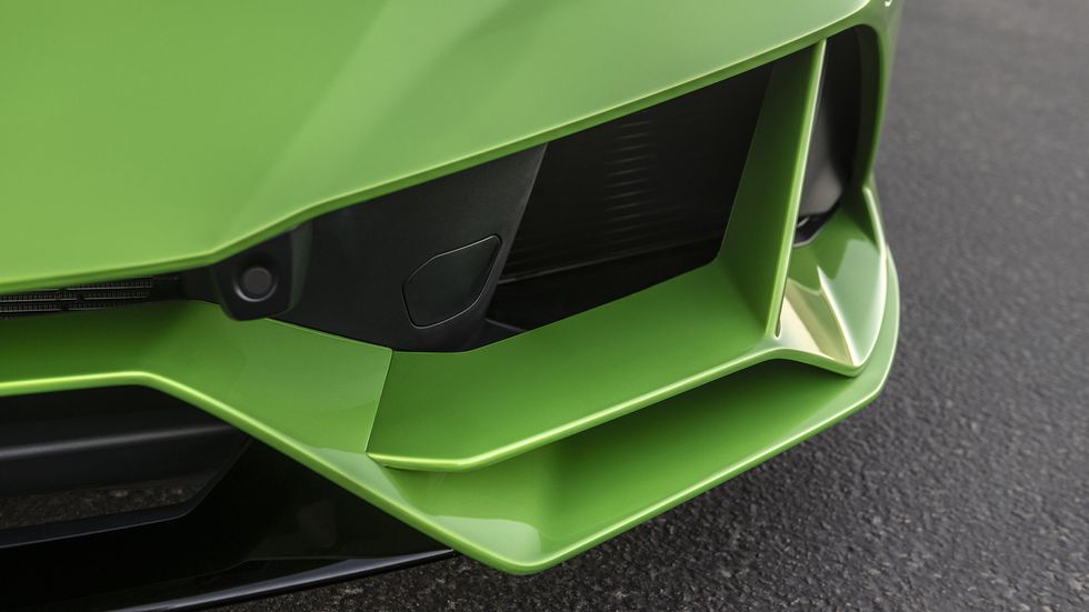2020 Lamborghini Huracán Evo Spyder Review, Cars Slothtoday, KBB, Insurance cars.