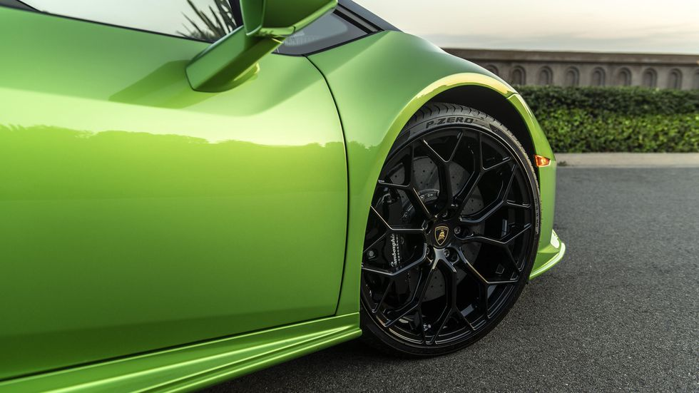 2020 Lamborghini Huracán Evo Spyder Review, Cars Slothtoday, KBB, Insurance cars.